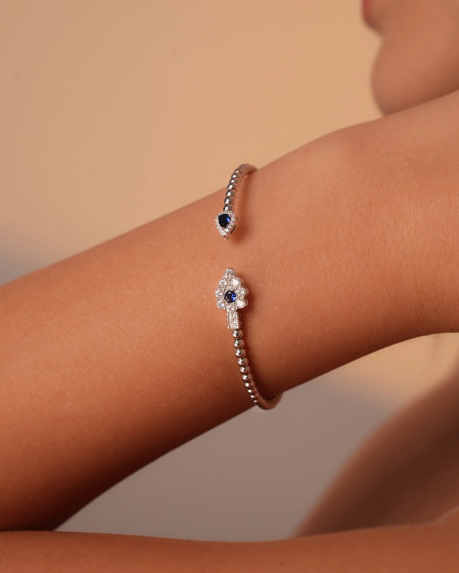 Twin Leaf Sapphire Silver Bangle