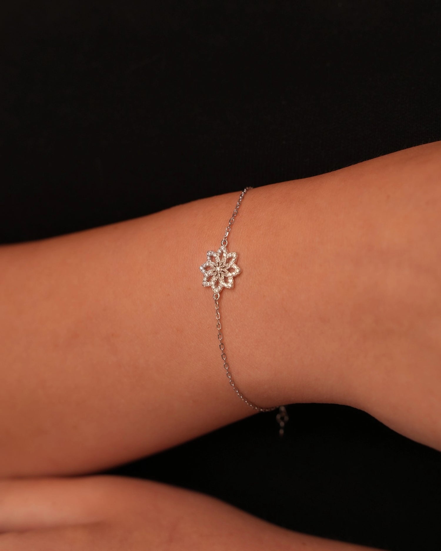 Floral Twist Silver Bracelet