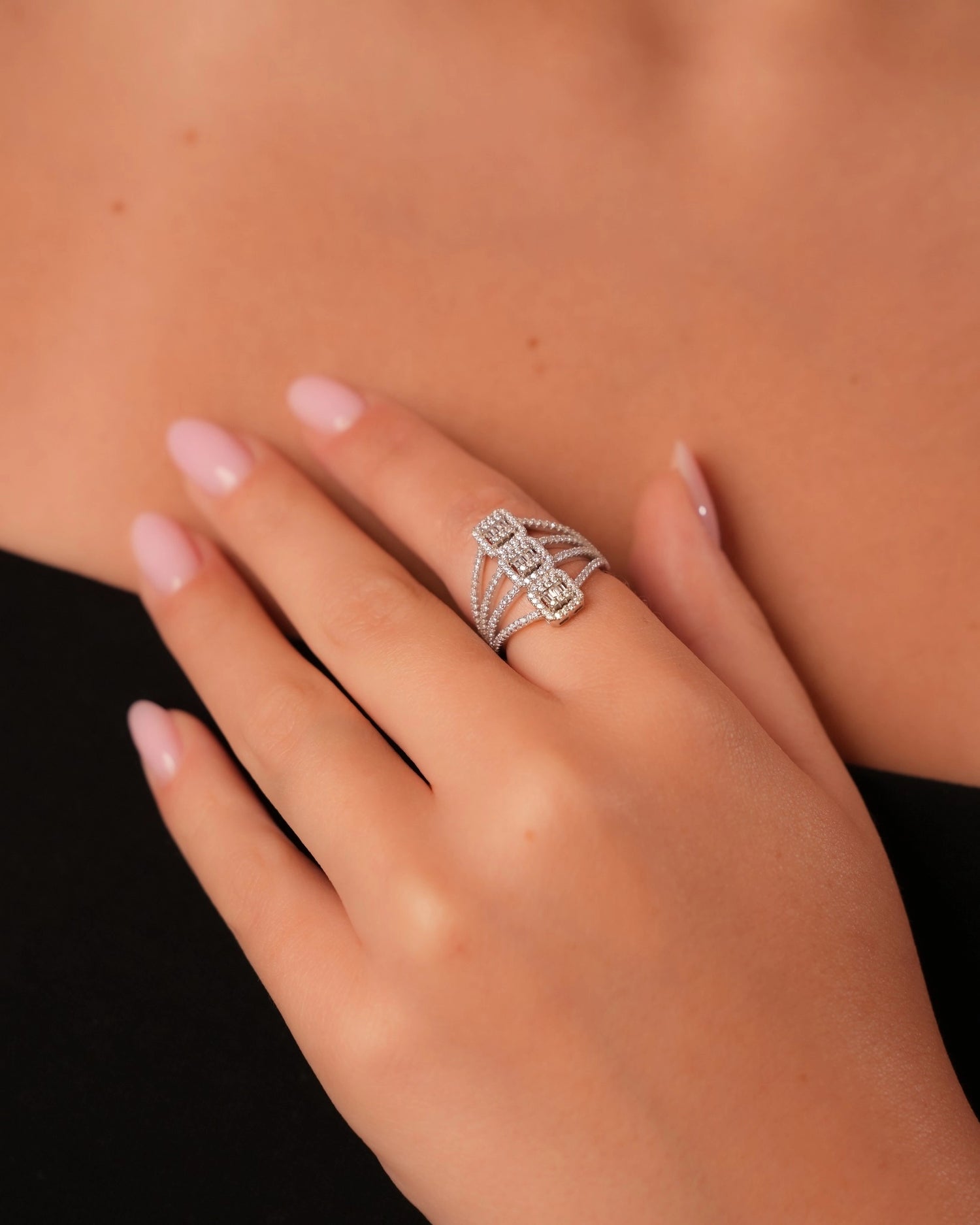 Triple Illusion Glow Silver Ring
