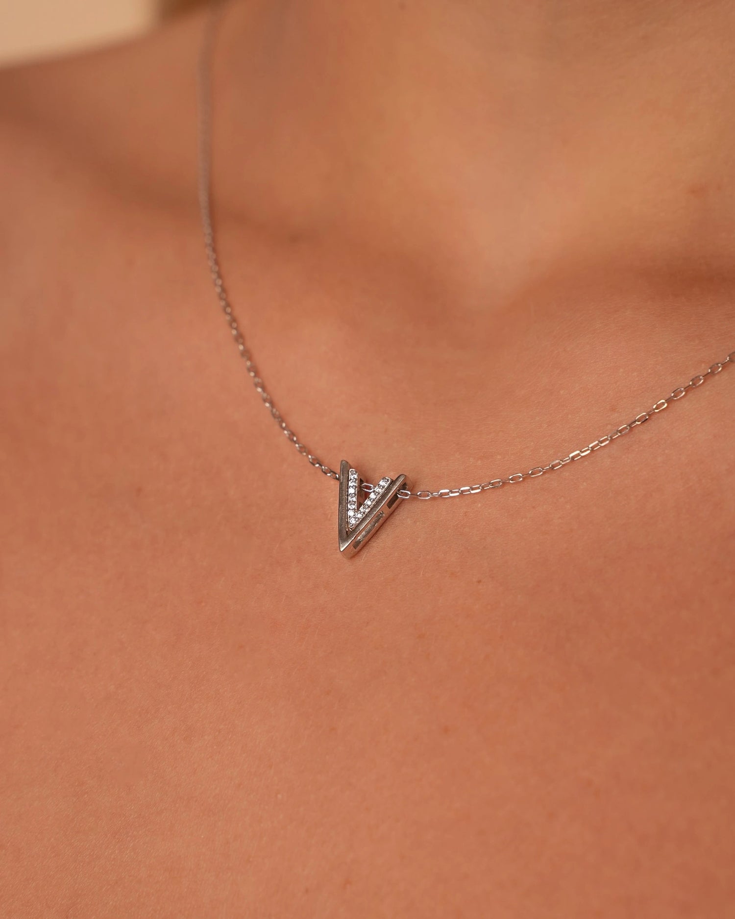 Double V Pendant Silver Necklace
